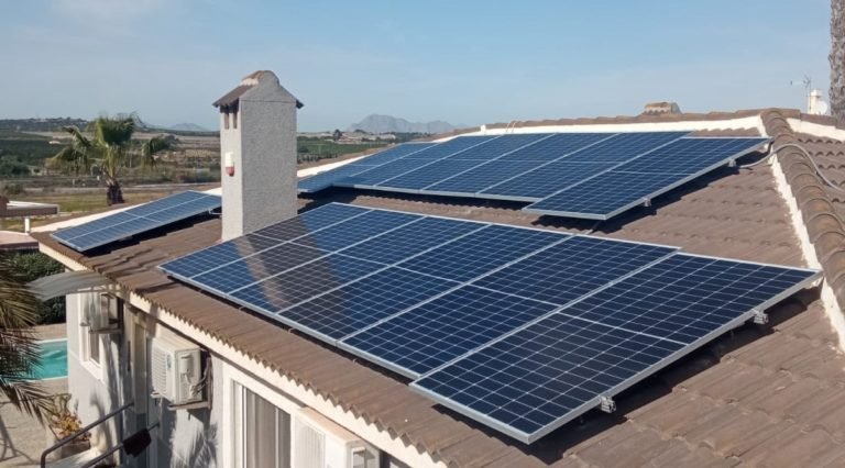 Servicio de Energía Solar en Torrevieja — Muñoz Espinosa